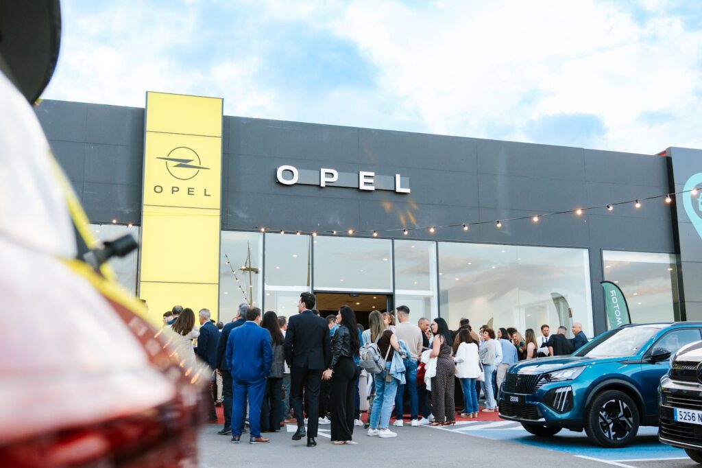 OPEL STELLANTIS &YOU - Huércal de Almería - Concesionario de automóviles en Huércal de Almería