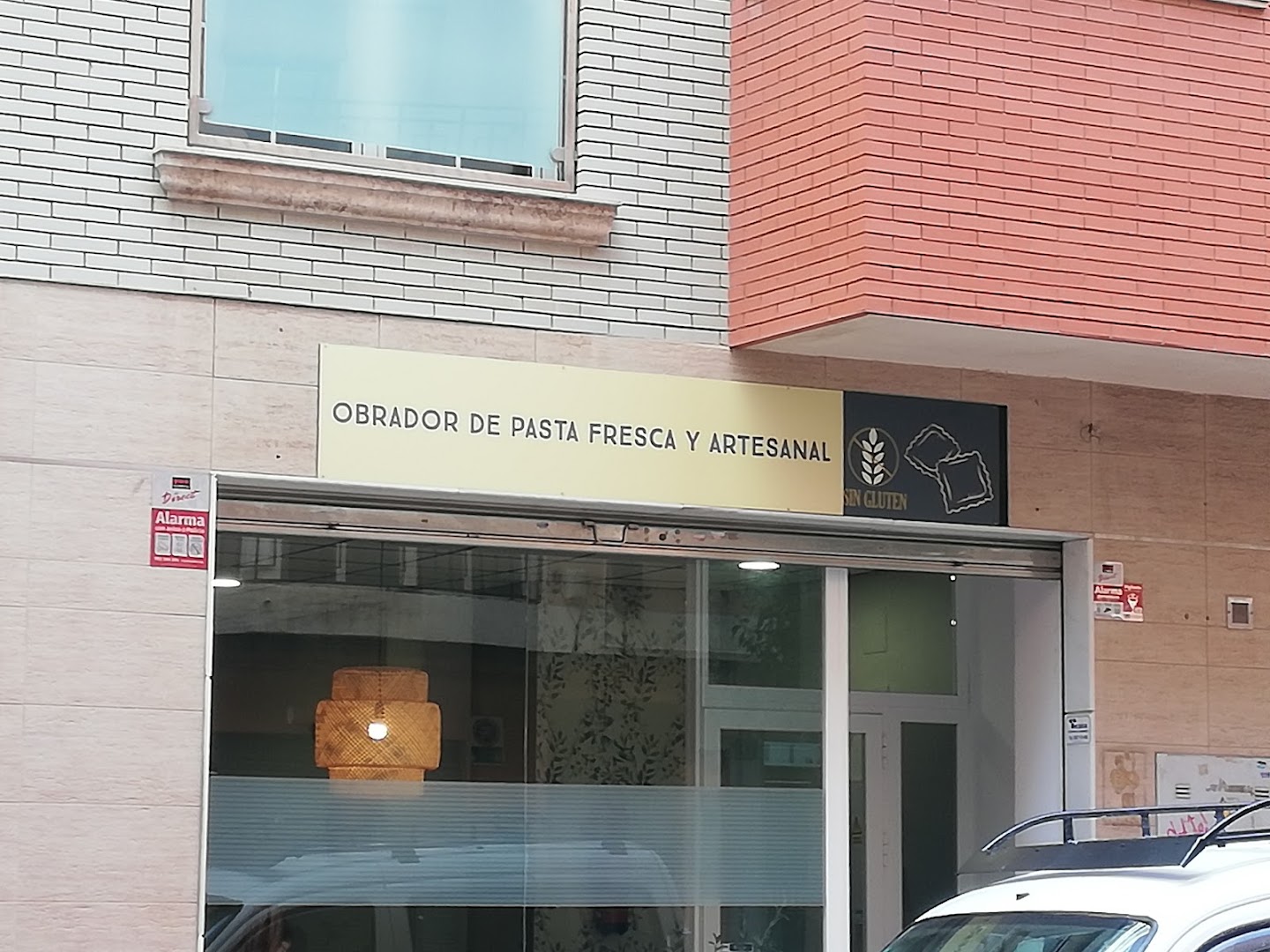 Obrador de pasta fresca y artesanal - Tienda de alimentación en Almería