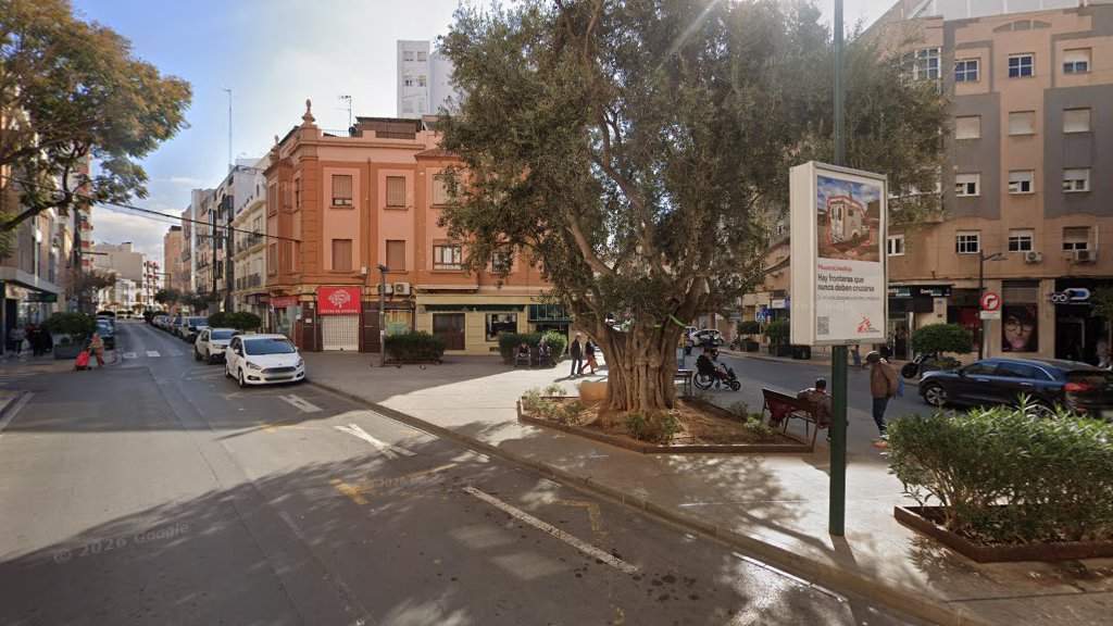 Odontoalmeria S L P - Dentista en Almería
