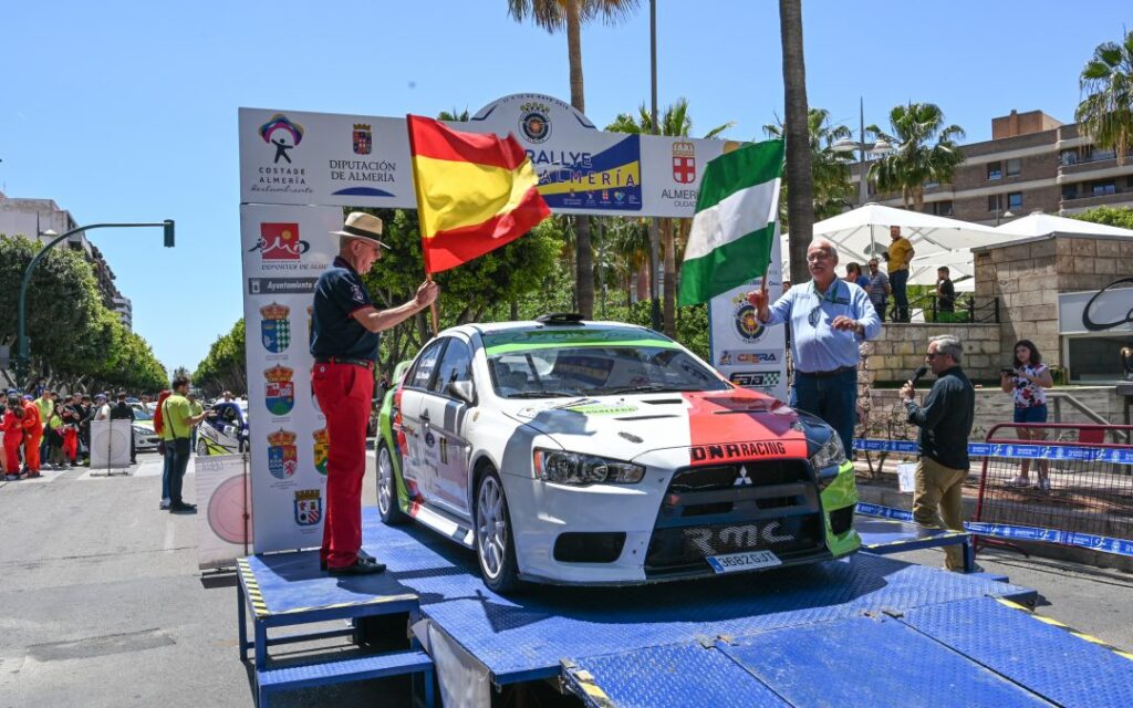 Oficina Automóvil Club Almería - Club automovilístico en Almería