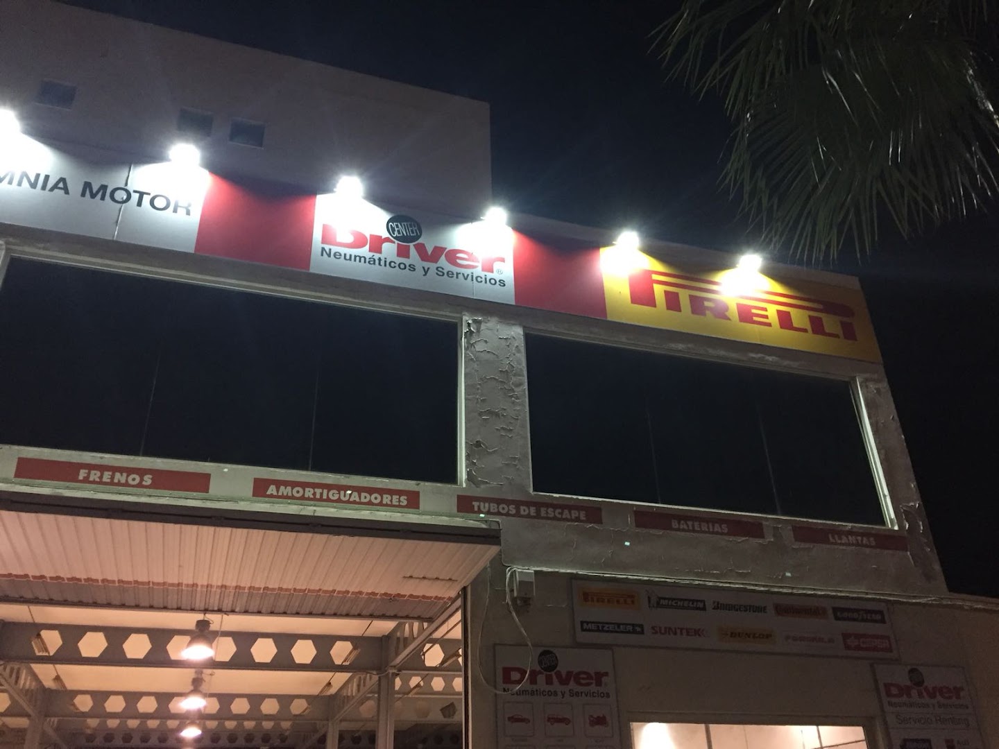 Omnia Motor Almería - Taller de reparación de automóviles en Almería