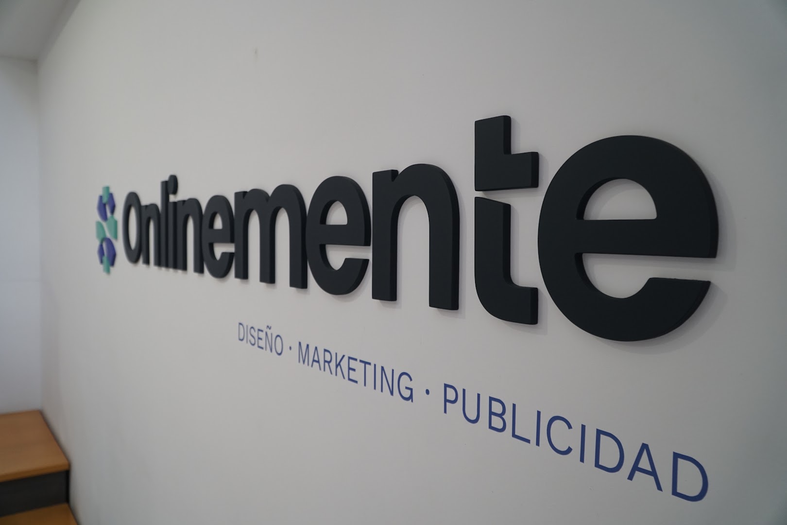 Onlinemente - Agencia de marketing en Almería