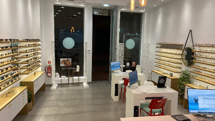 Óptica Patricia Garcia - Óptica en Almería