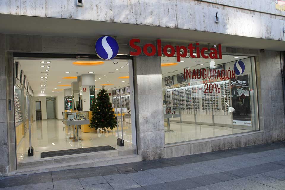 Óptica y Centro Auditivo Soloptical Almería El Paseo - Óptica en Almería