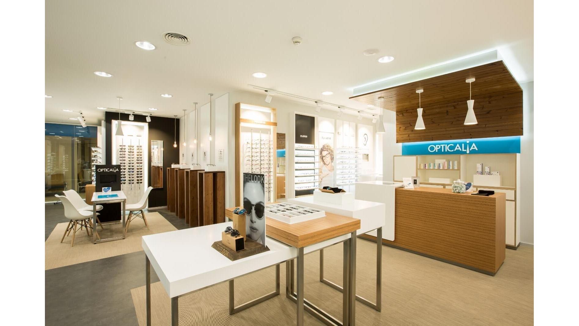 Opticalia - Óptica en Almería
