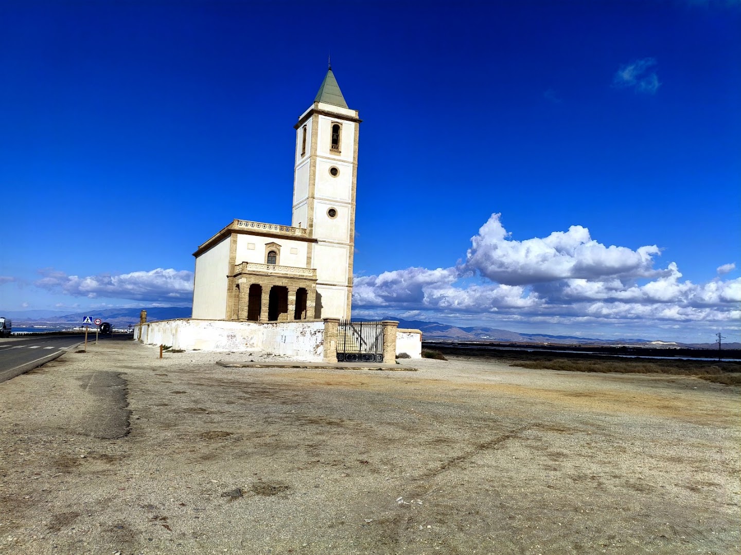 PARKING - Aparcamiento en Almería