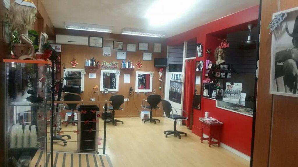 PELUQUERíA UNISEX AIRE - Peluquería en Almería