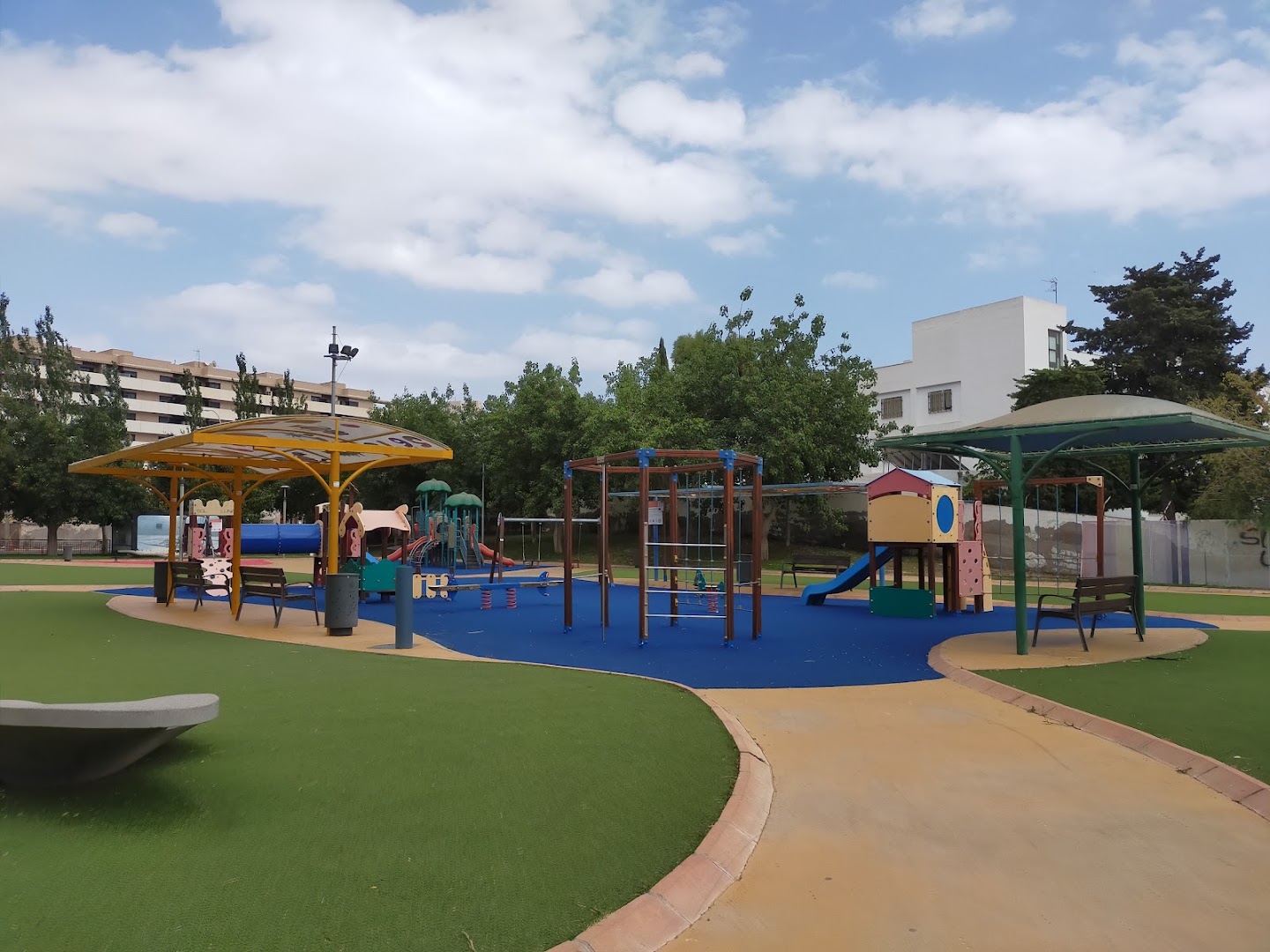 Parque Villa Blanca - Parque infantil en Almería