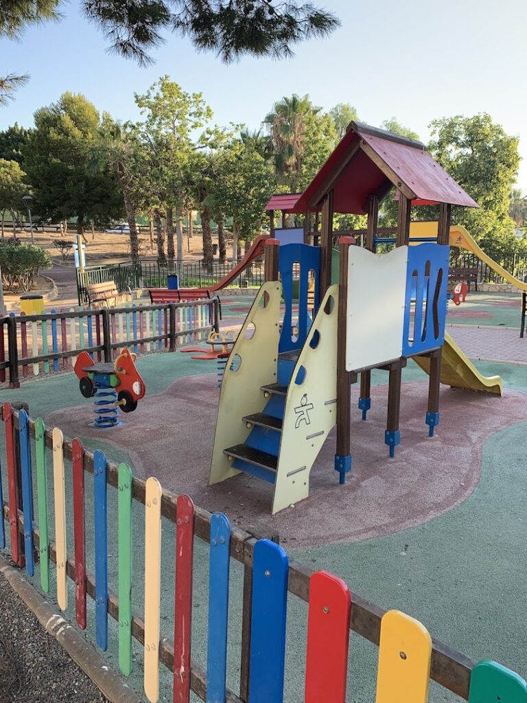 Parque infantil - Parque infantil en Huércal de Almería