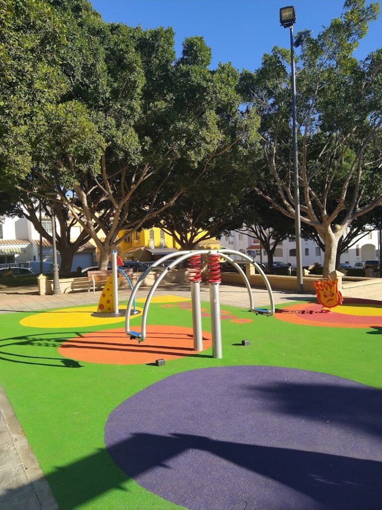 Parque infantil - Parque infantil en Aguadulce
