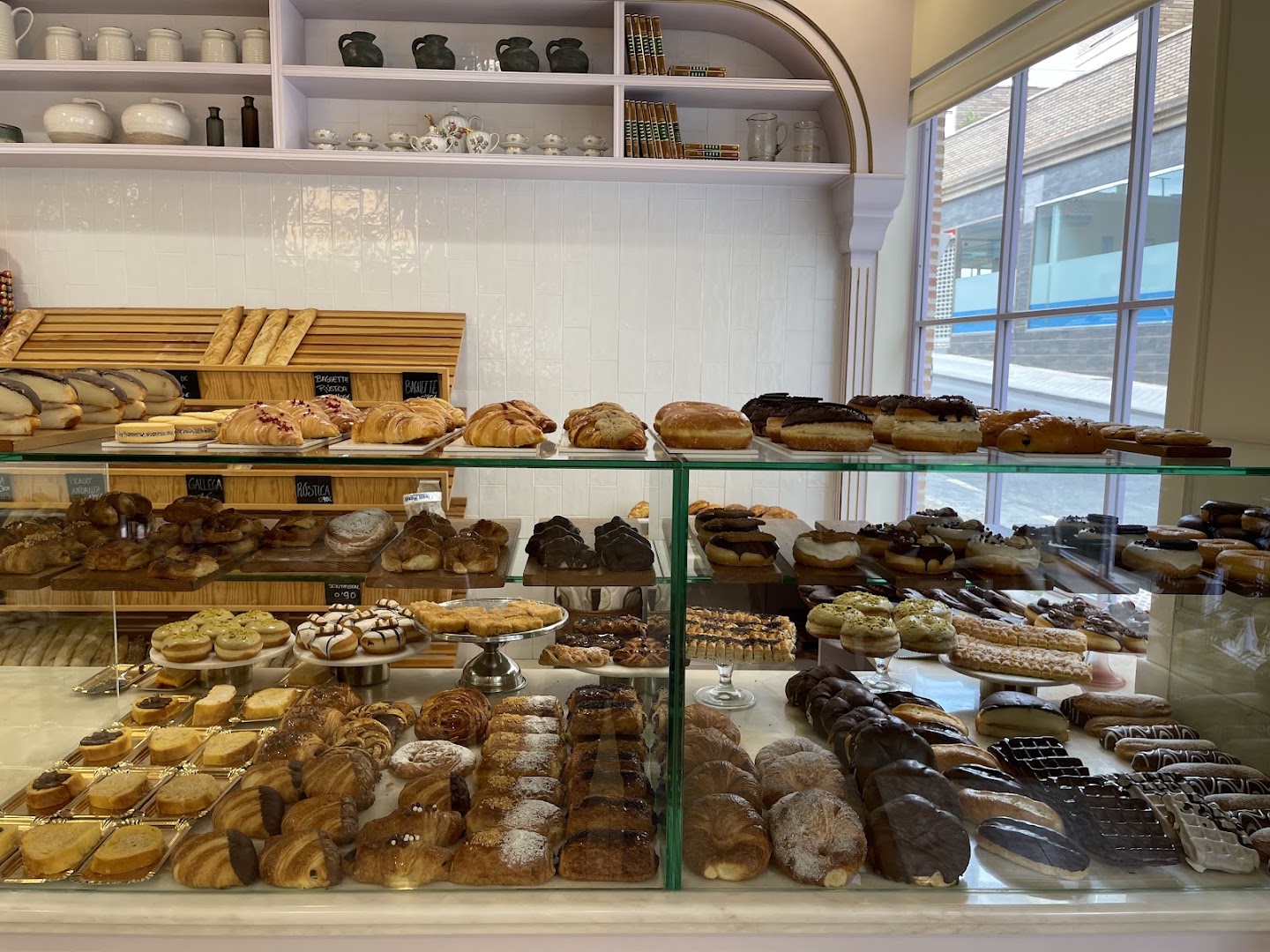 Pastelería del Águila - La Tonta Mona - Pastelería en Almería