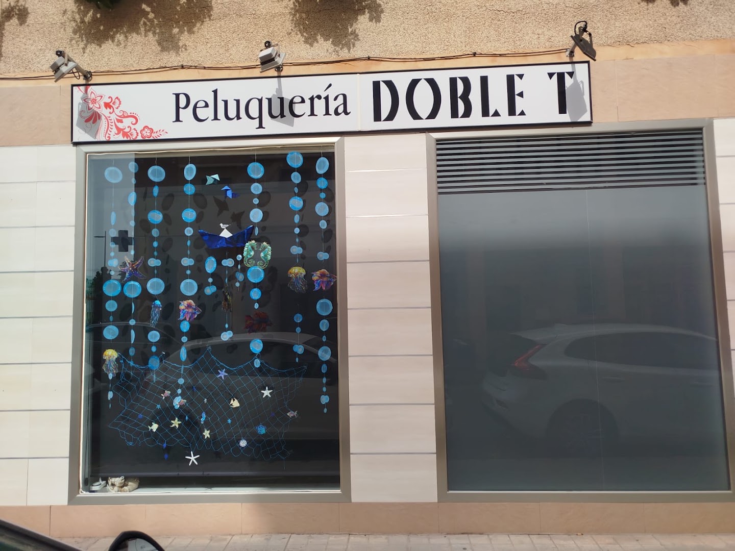 Peluquería Doble T - Peluquería en Almería
