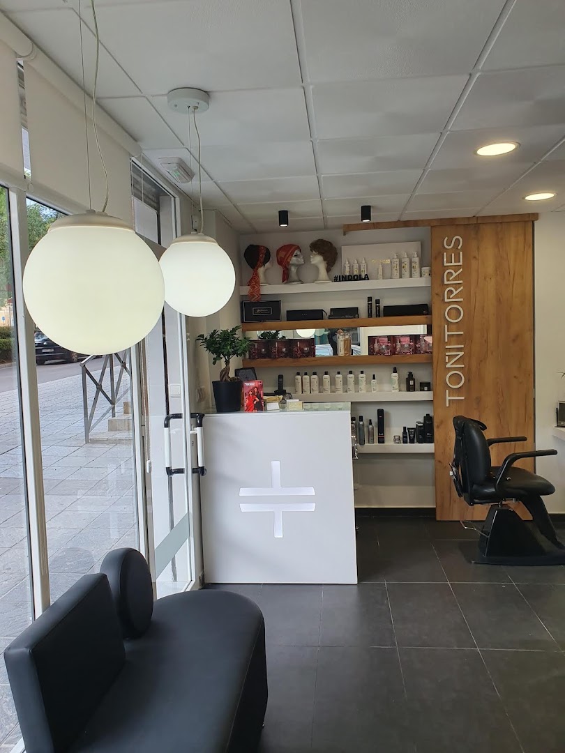 Peluquería Toñi Torres - Peluquería en Almería