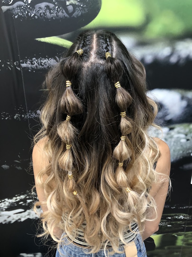 Peluqueria y Estetica GUIJARRO ESTILISTAS - Peluquería en Almería