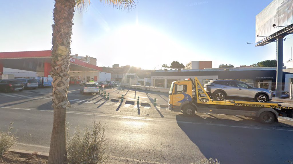 Peugeot Rapido - Concesionario de automóviles en Almería