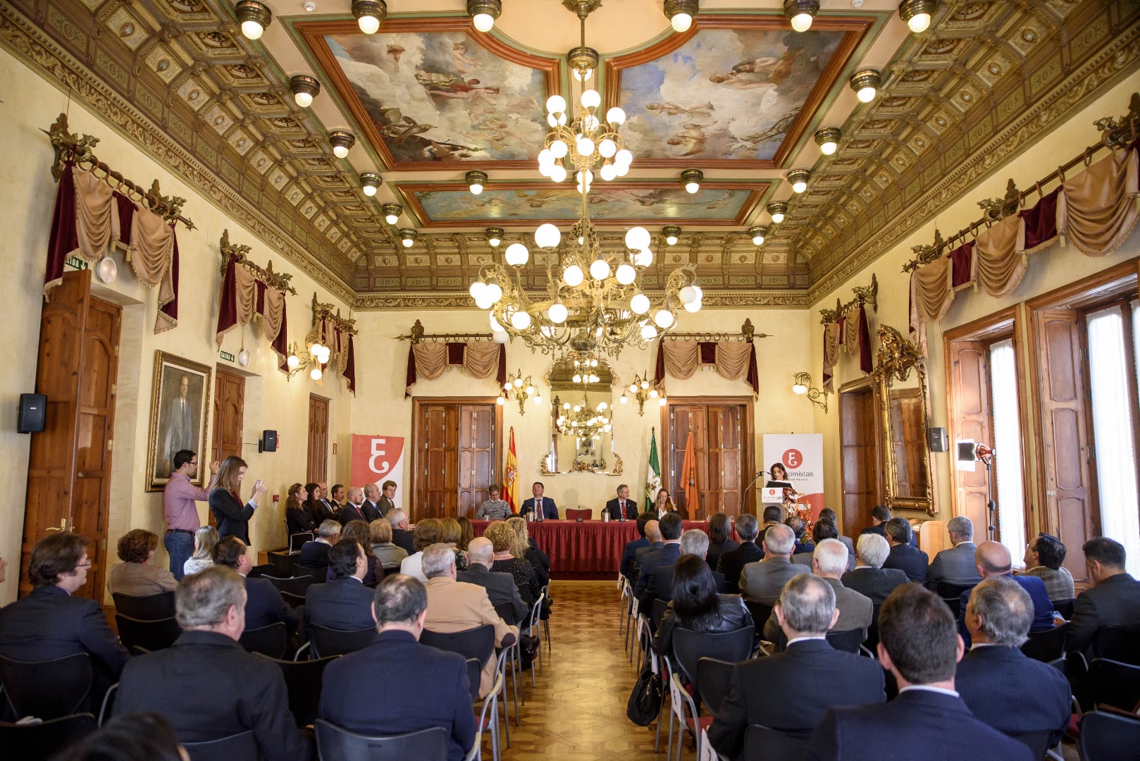 Pisadas en la Luna - Agencia de marketing en Almería