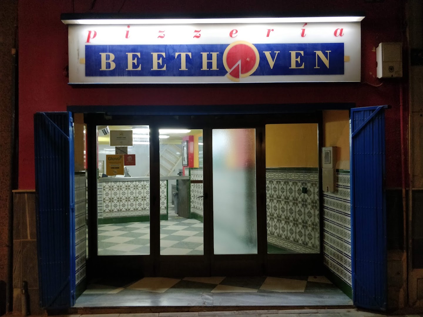 Pizzeria Beethoven - Pizza para llevar en Almería