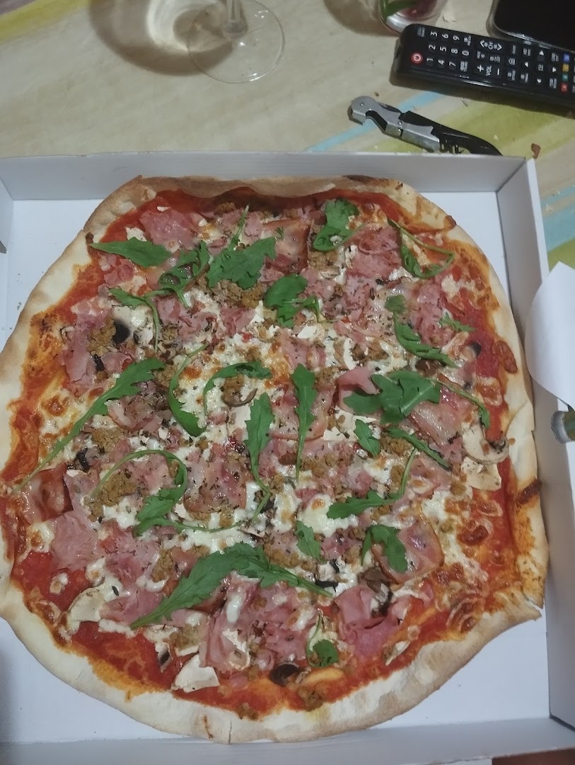 Pizzería Diábola - Pizzería a domicilio en Almería