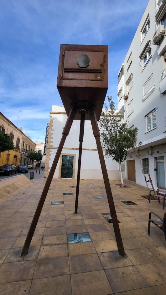 Plaza Manuel Falces López - Atracción turística en Almería