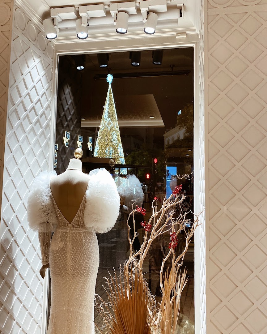 Pronovias Almería - Tienda de vestidos de novia en Almería