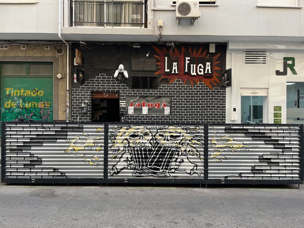 Pub La Fuga - Pub en Almería