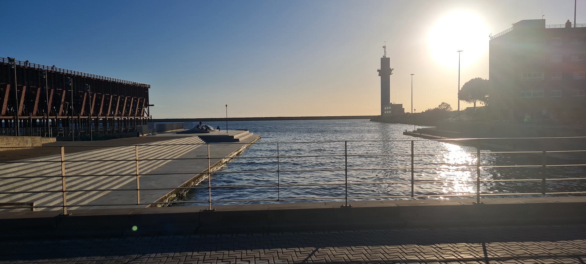 Puesto de Socorrismo El Palmeral. Playa de Almería - Puesto de primeros auxilios en Almería