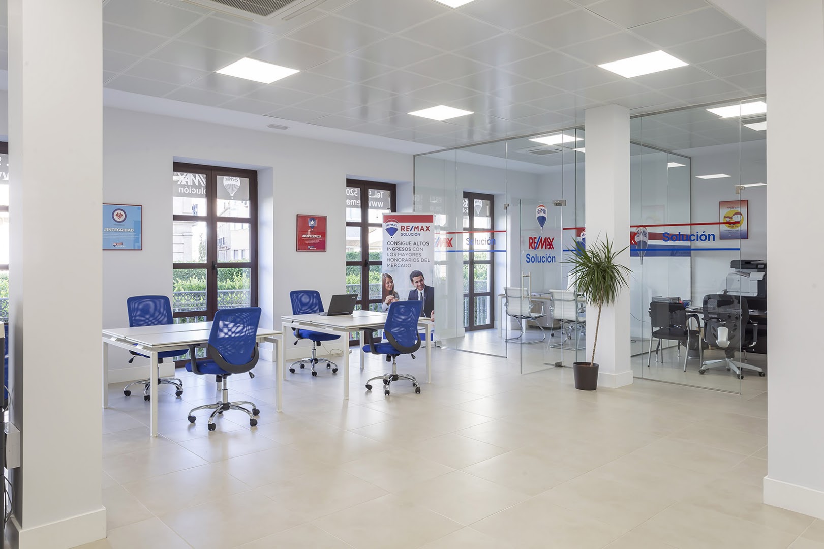 RE/MAX Solución II - Agencia inmobiliaria en Almería