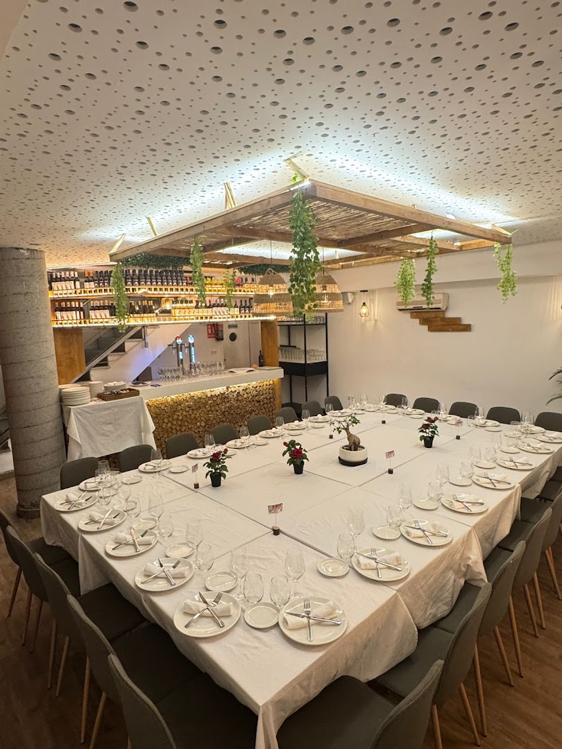 RESTAURANTE BODEGA Y MAR - Restaurante en Almería