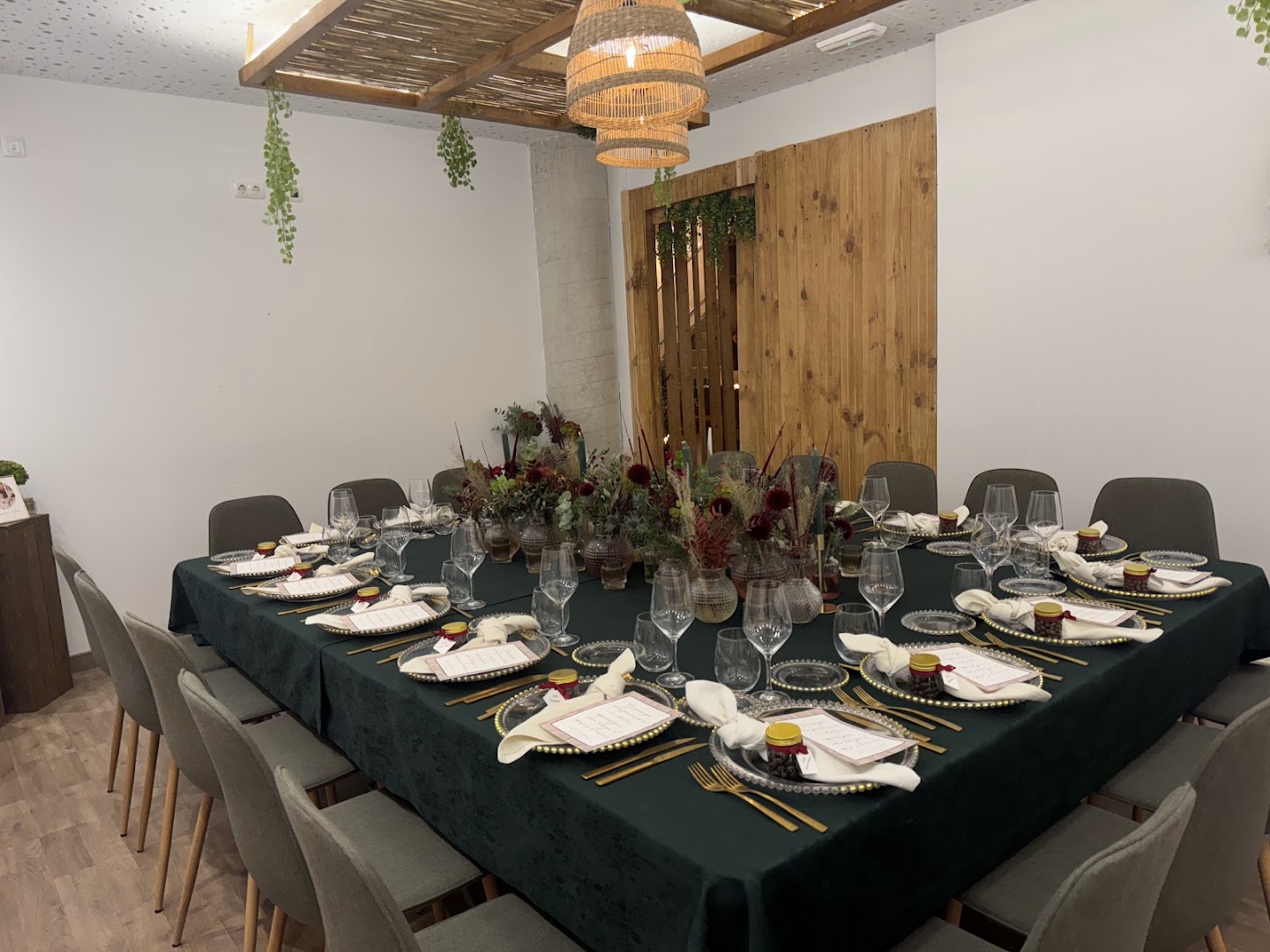 RESTAURANTE BODEGA Y SABOR - Restaurante en Almería