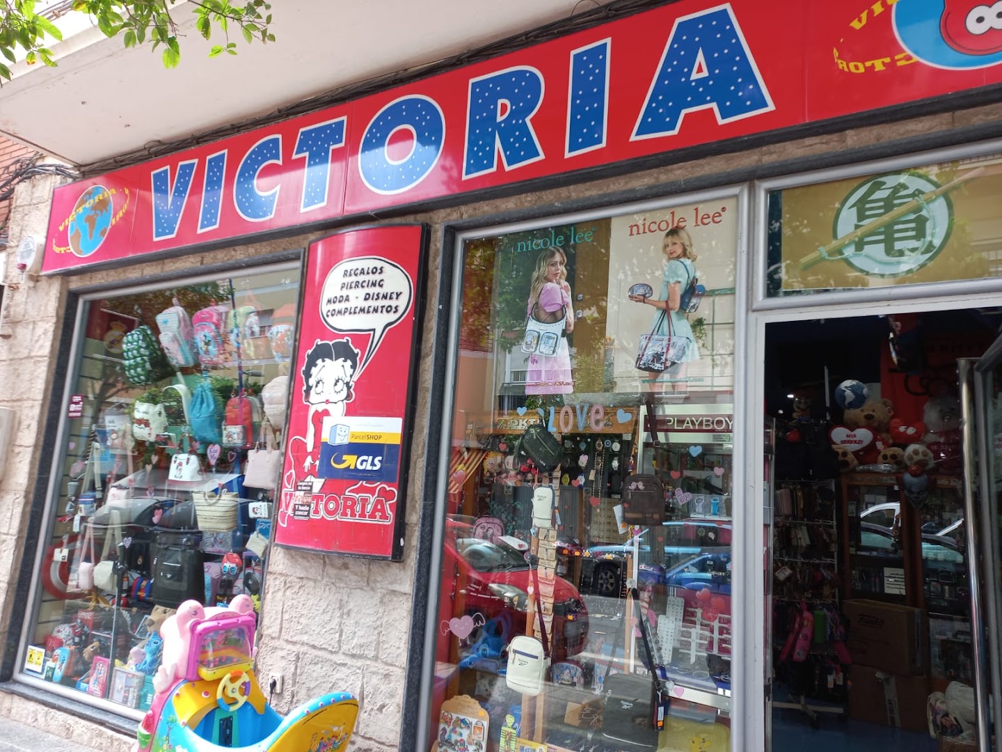 Regalos Victoria - Comercio en Almería