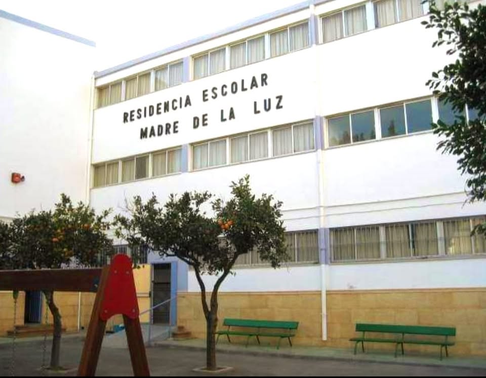 Residencia Escolar Madre de la Luz - Residencia de estudiantes en Almería