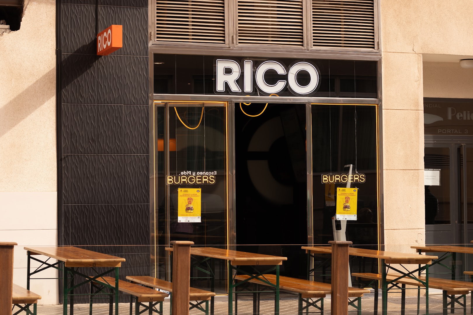 Rico Burguer Almería / takeaway - Hamburguesería en Almería
