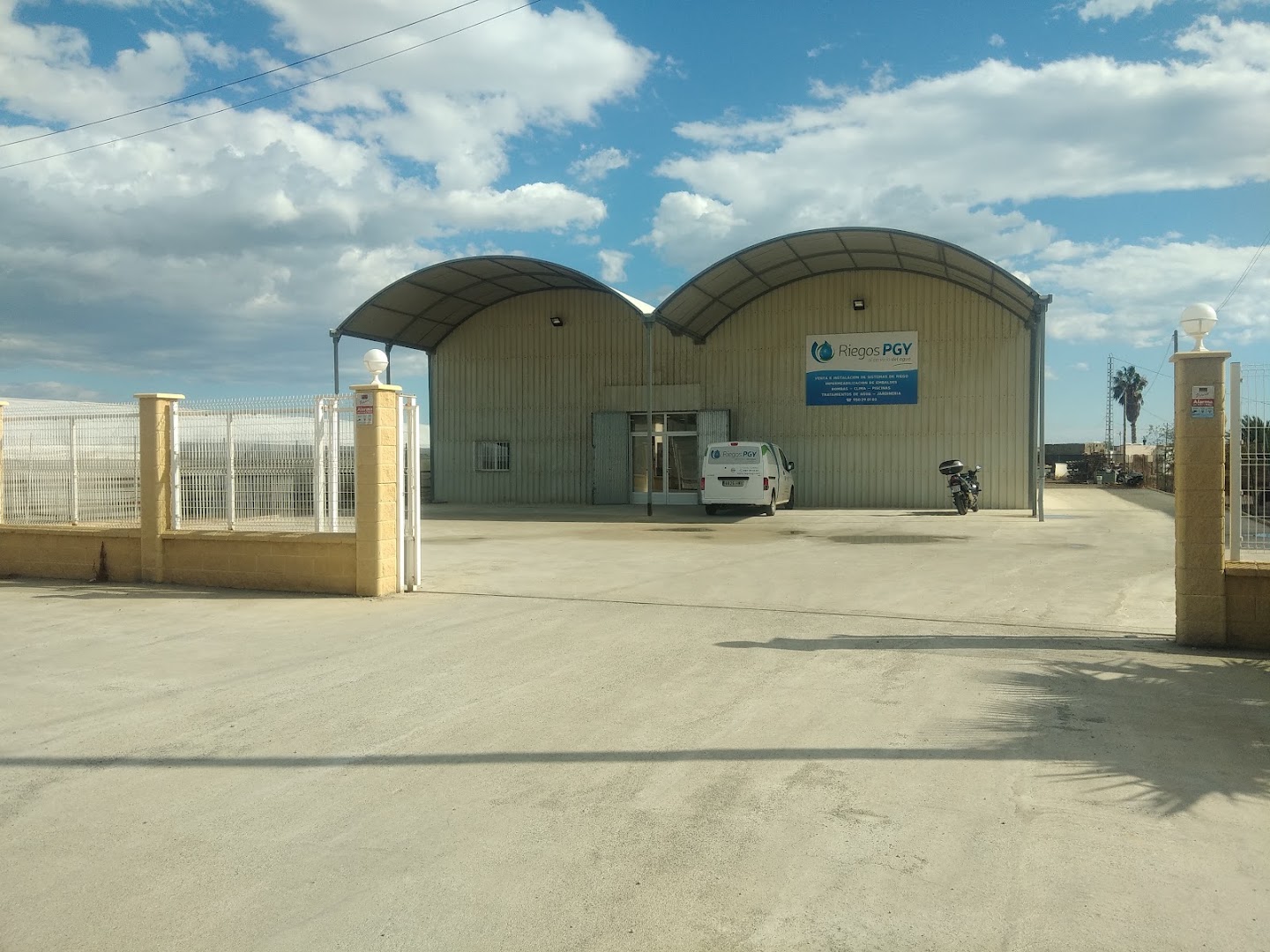 Riegos PGY - Subministrament d'equips de reg en La Cañada