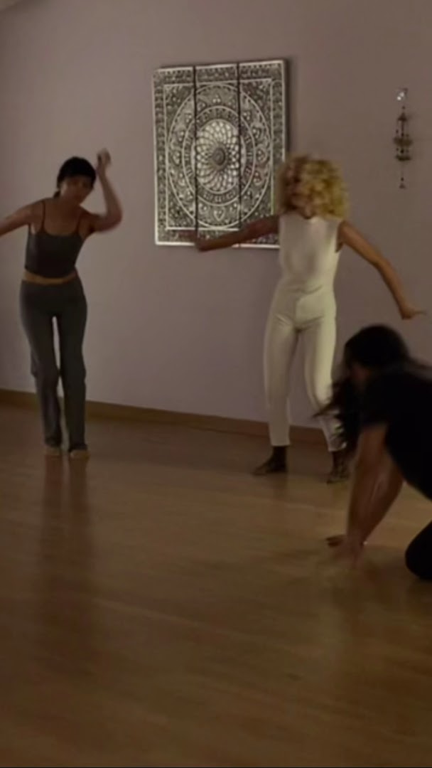 Sala Satsang Yoga - Centro de yoga en Almería