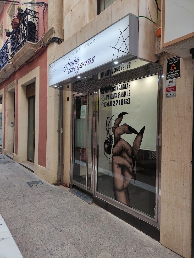 Salon de uñas Araña con Garras - Salón de manicura y pedicura en Almería