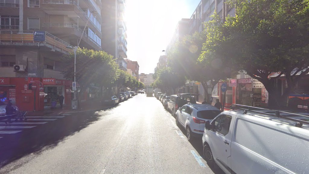 Shahrour Khutob Chaleb Thaer Jousef - Urólogo en Almería