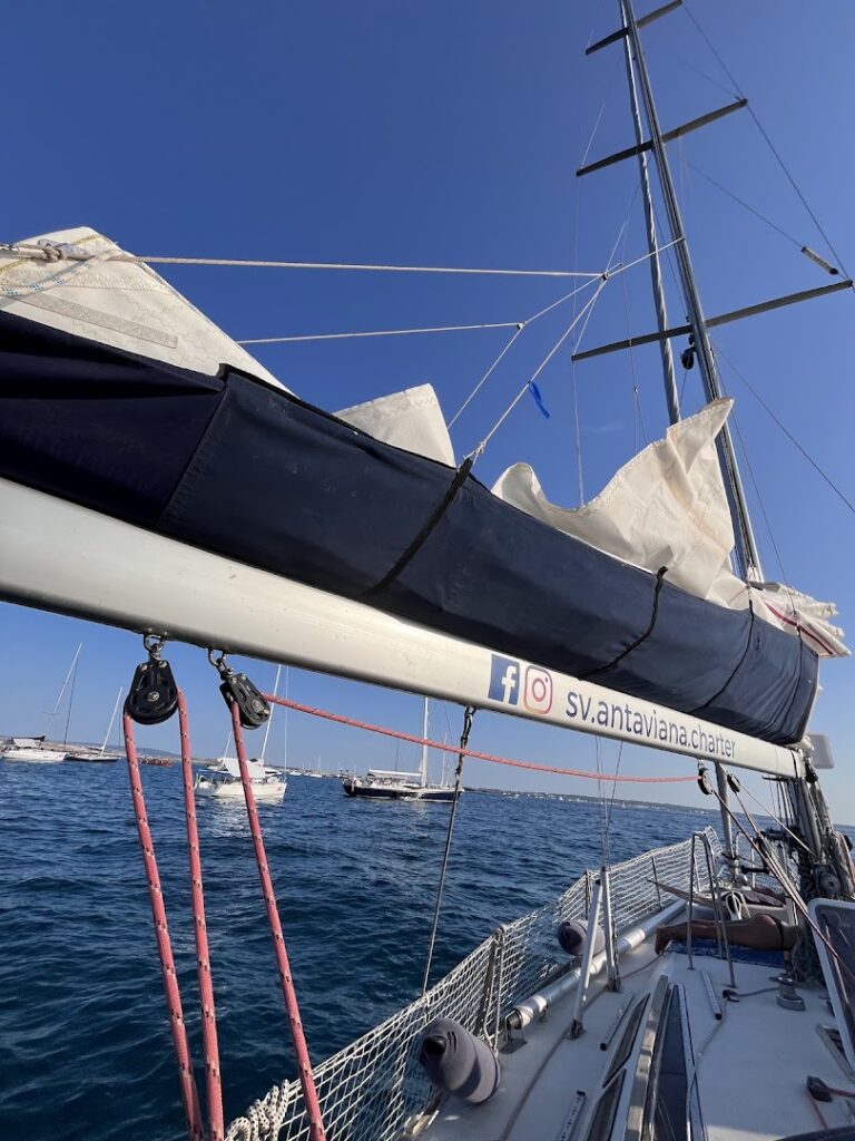 Sv Antaviana Charter - Servicio de alquiler de embarcaciones en Aguadulce
