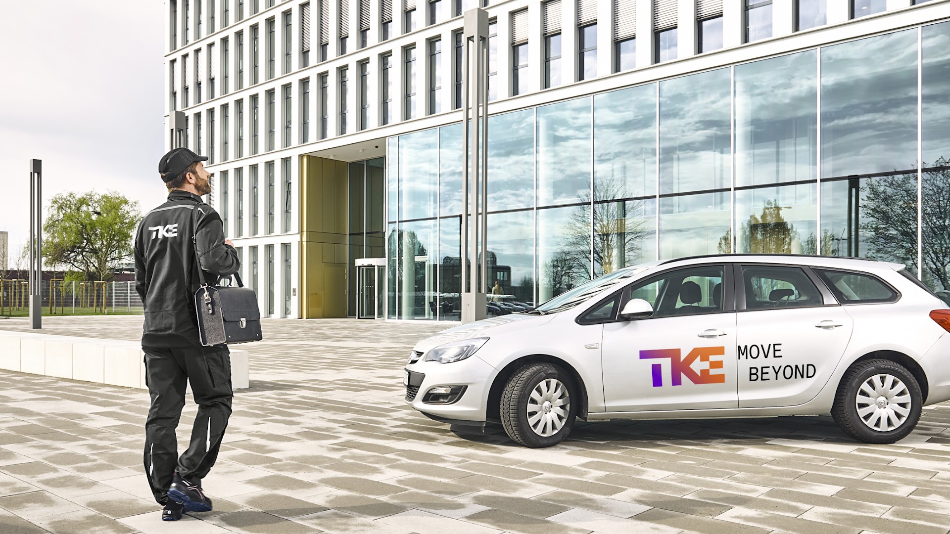 TK Elevator Almería | Mantenimiento e Instalación de Ascensores - Ascensorista en Almería