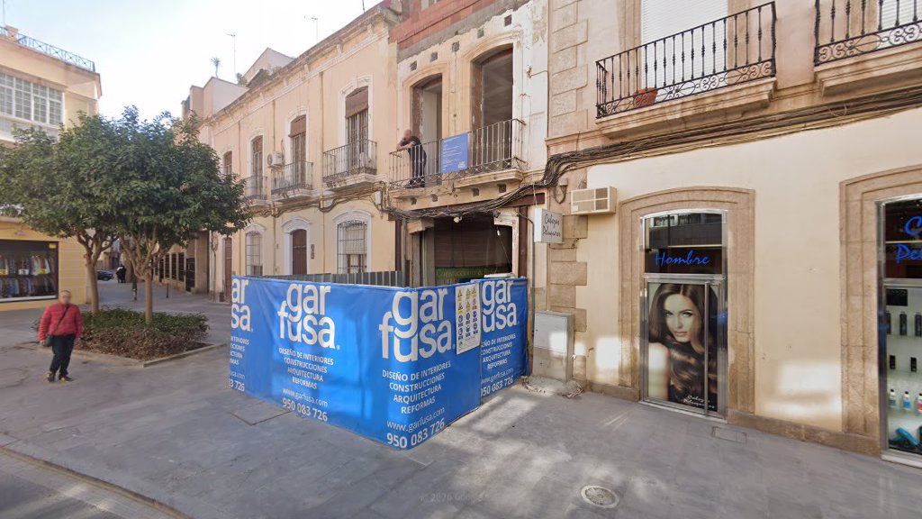 TRANSPORTES ESPECIALES MARTIN RIVERA E HIJOS S.L. - Servicio de mensajería en Almería