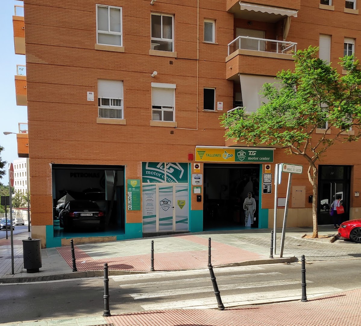 Taller Mecánico Motor Center - Taller mecánico en Almería