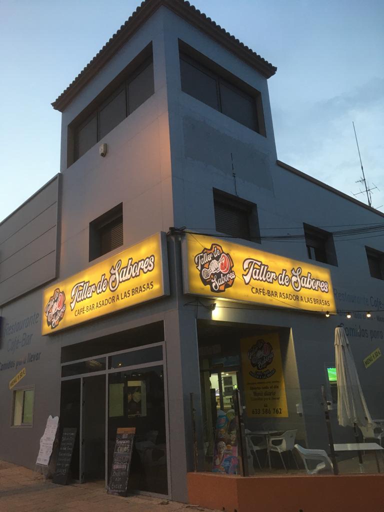 Taller de Sabores Asador a la Brasa - Restaurante argentino en Huércal de Almería