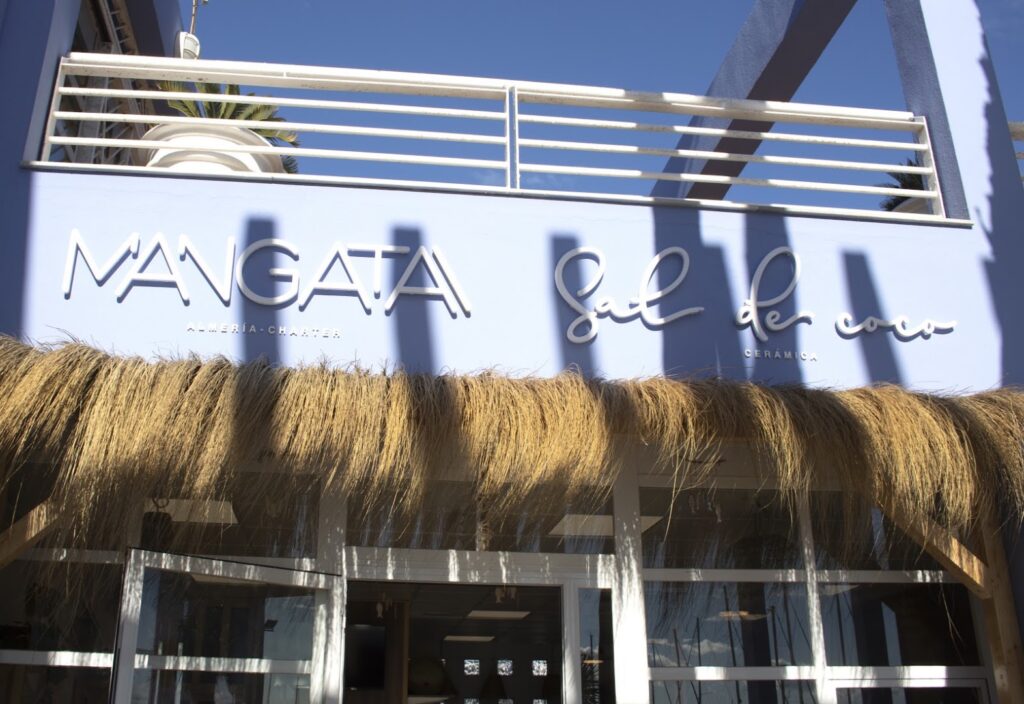 Talleres de Cerámica Artesanal Almería - Sal de Coco Cerámica - Tienda de cerámica en Almería