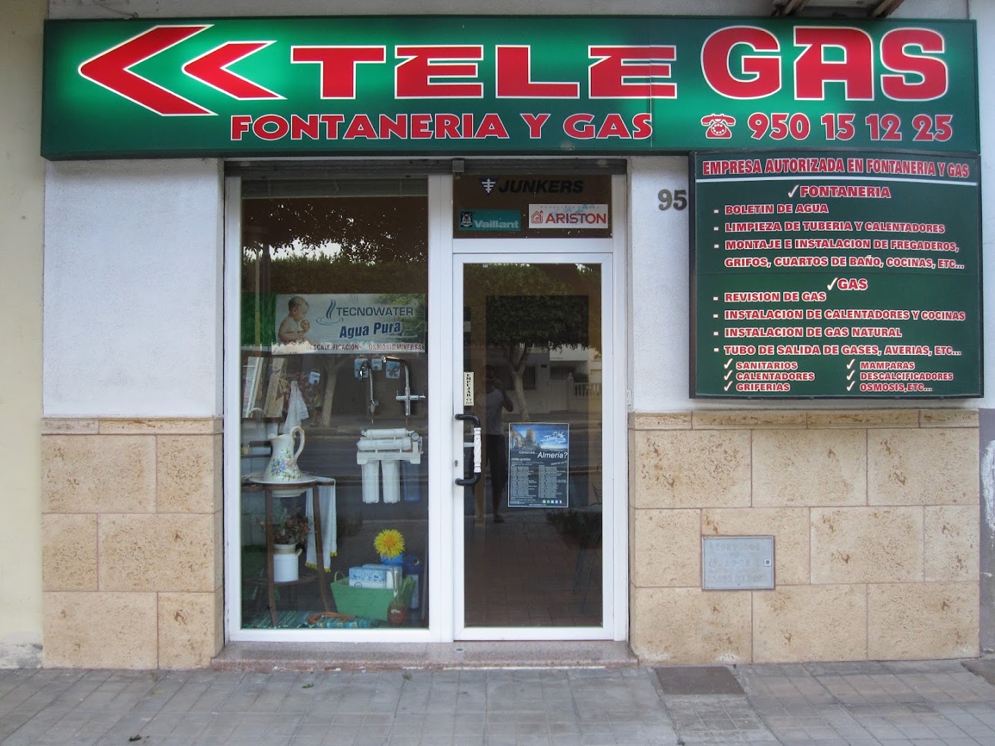 Telegas fontanería y gas - Fontanero en Almería