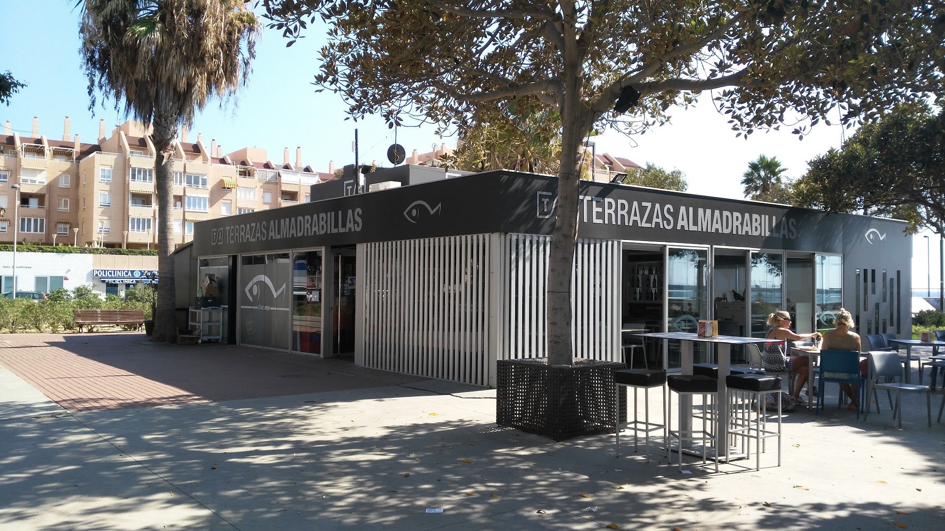 Terrazas Almadrabillas - Bar restaurante en Almería