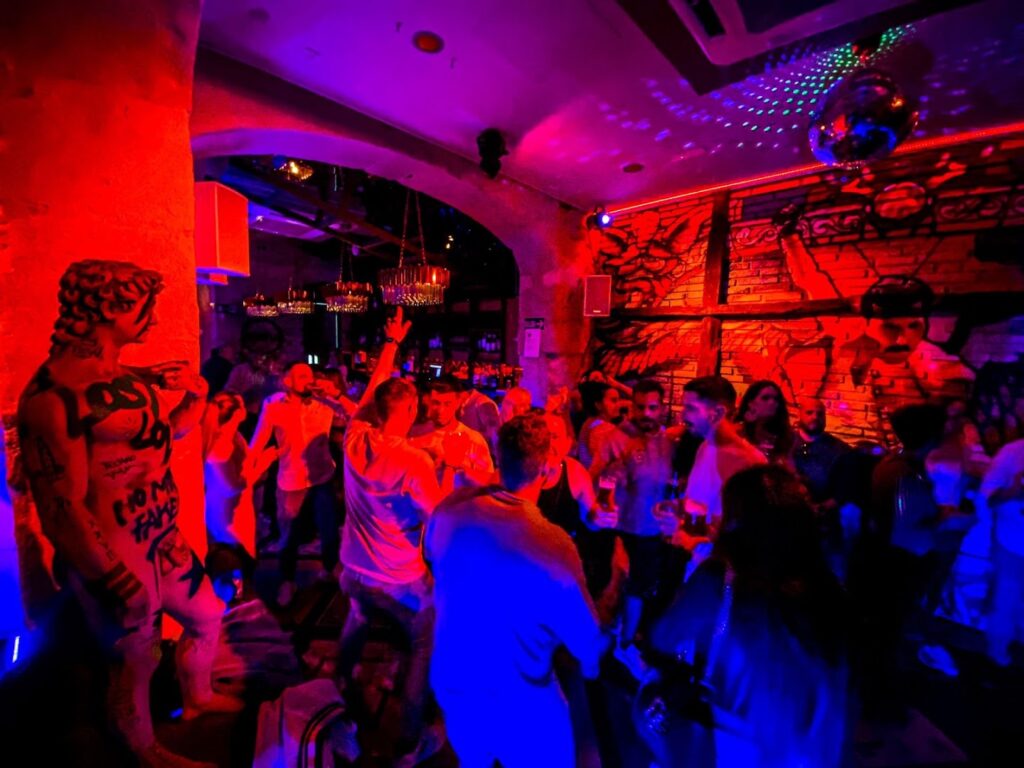 The Temple - Club nocturno en Almería