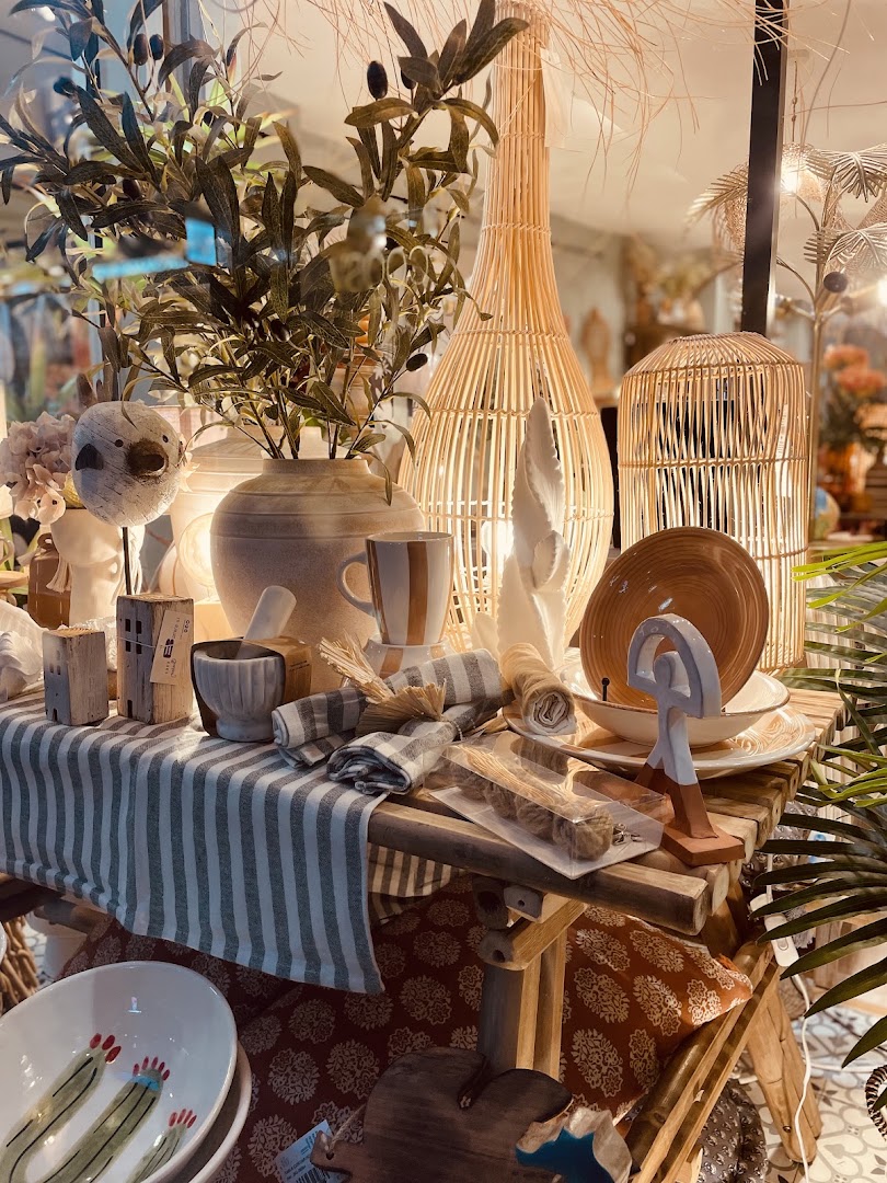Tíbora Decoración - Proveedor de plantas artificiales en Almería