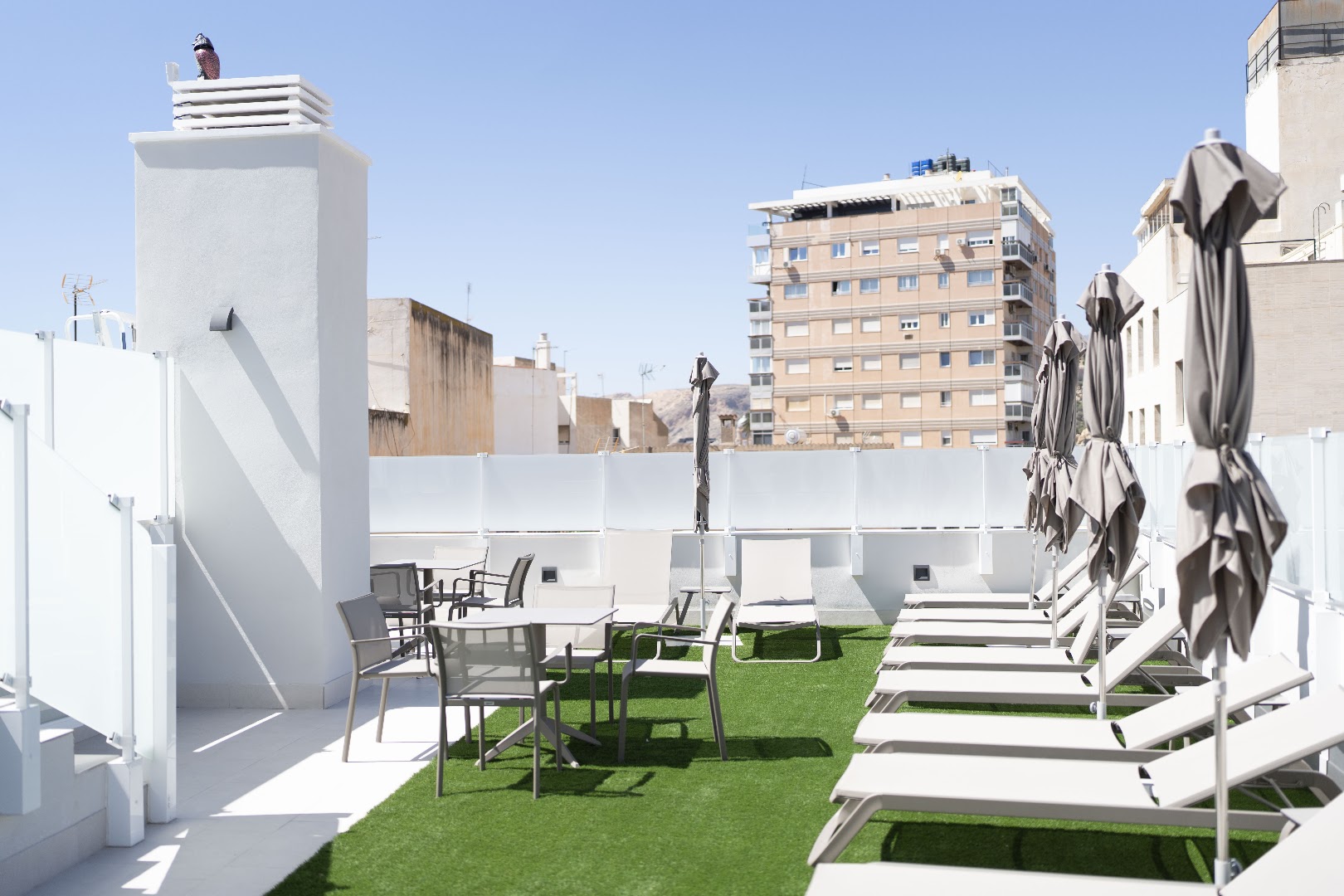 Torreluz Suites Apartamentos - Edificio de apartamentos en Almería