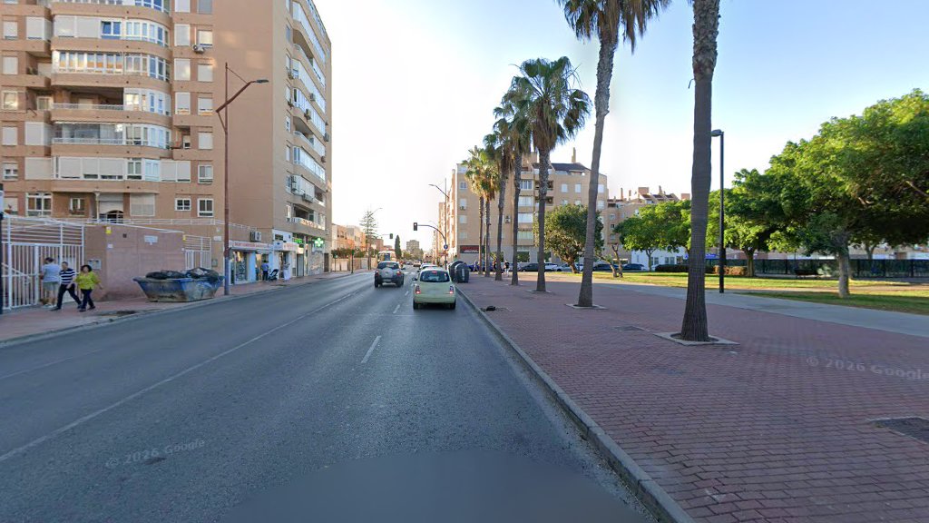 Trabaja Con Re/Max Solución - Agentes inmobiliarios en Almería
