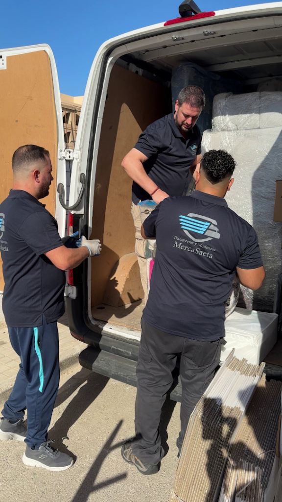 Transportes y Mudanzas MercaSaeta - Servicio de mudanzas y almacenamiento en Huércal de Almería