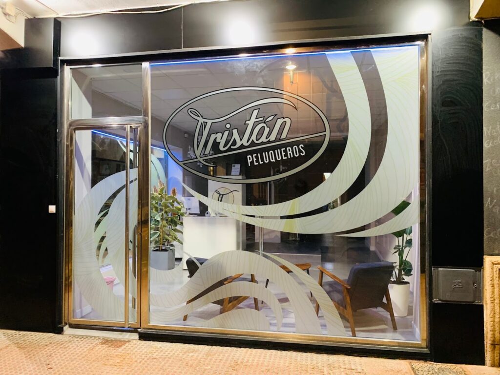Tristan Peluqueros - Peluquería en Almería